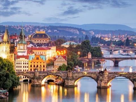 Prag Turu