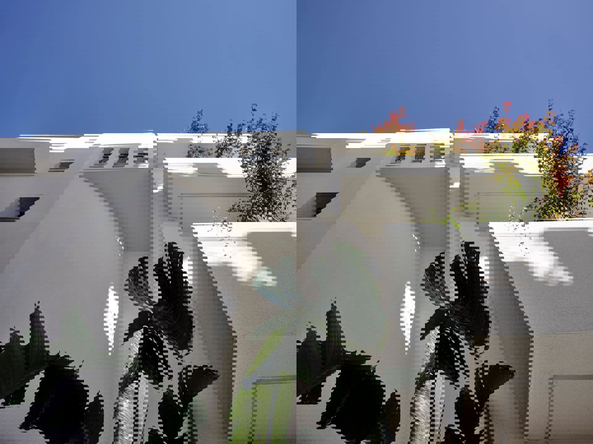 Bond Smart Living Suites