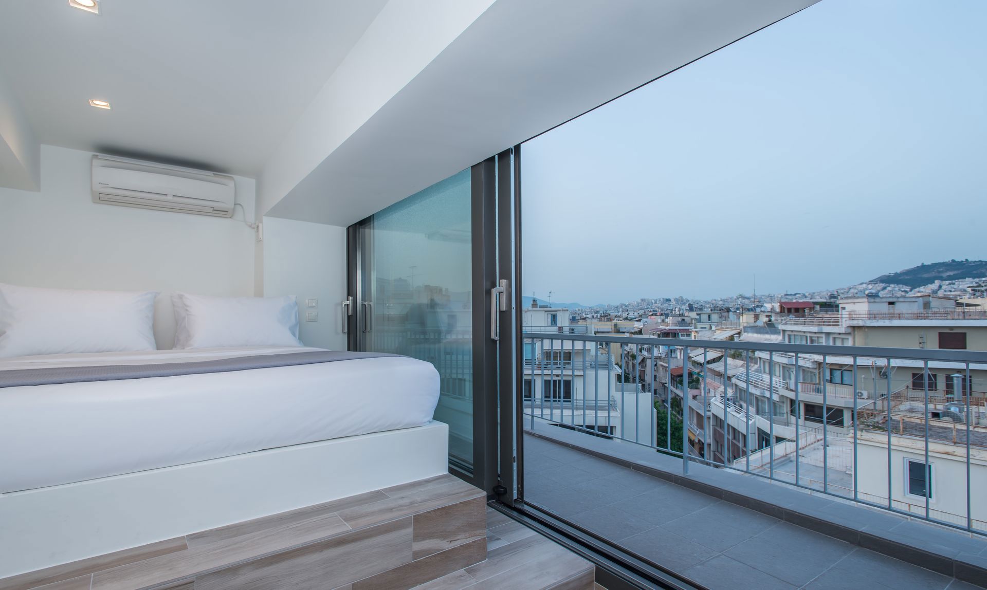 SpotApart Residences fotoğrafı