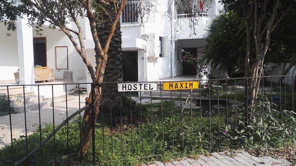 Hostel Maxim