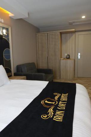 Iron Loft Hotel galeri fotoğrafı