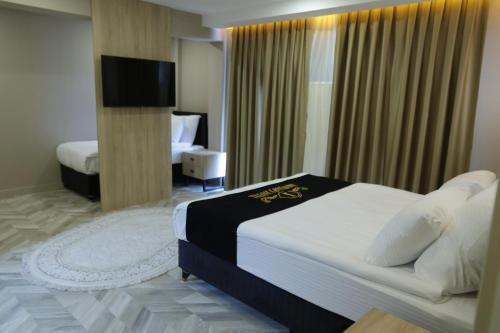 Iron Loft Hotel galeri fotoğrafı