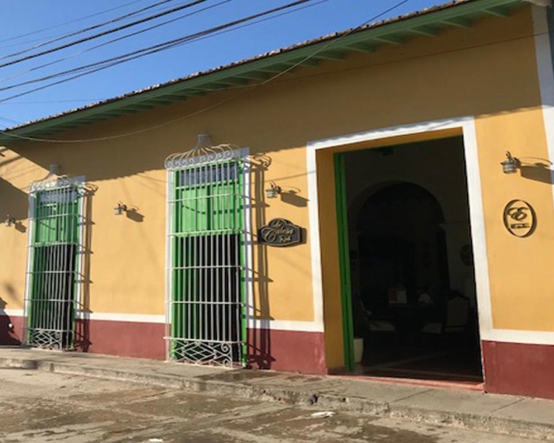 E La Calesa