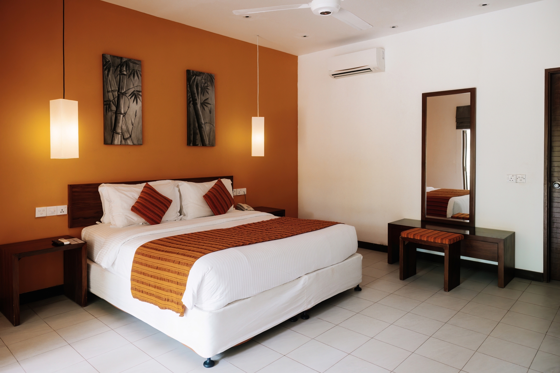 Adaaran Select Hudhuranfushi Resort