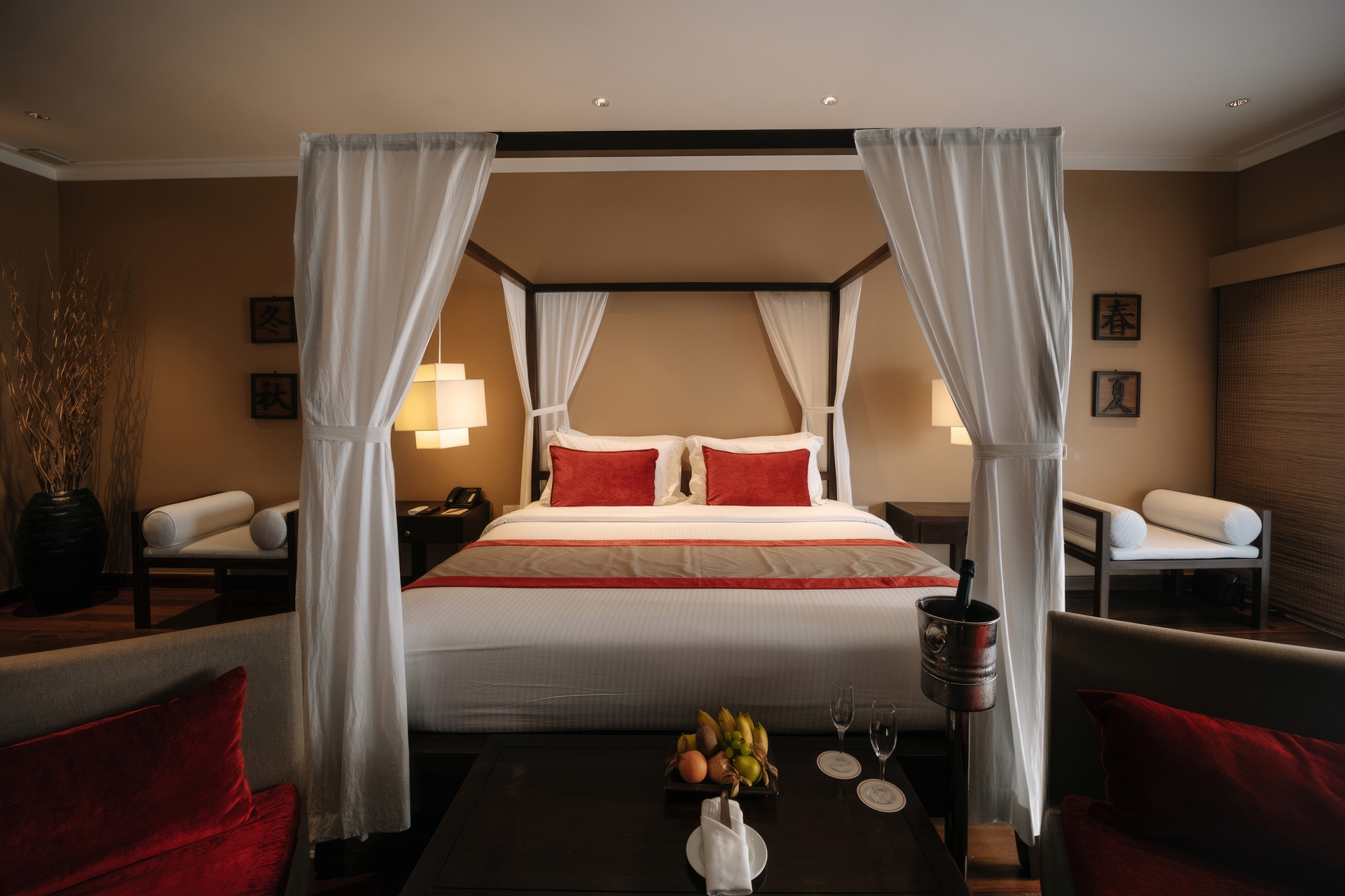 Adaaran Select Hudhuranfushi Resort