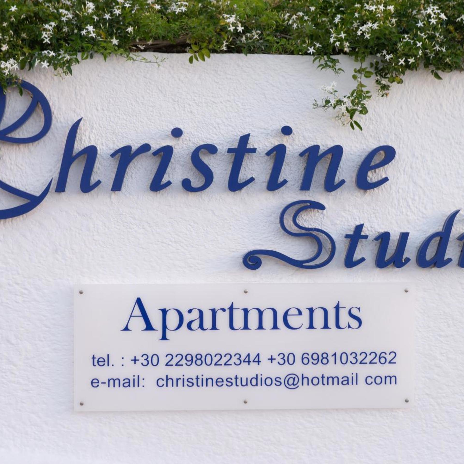 Christina Studios galeri fotoğrafı