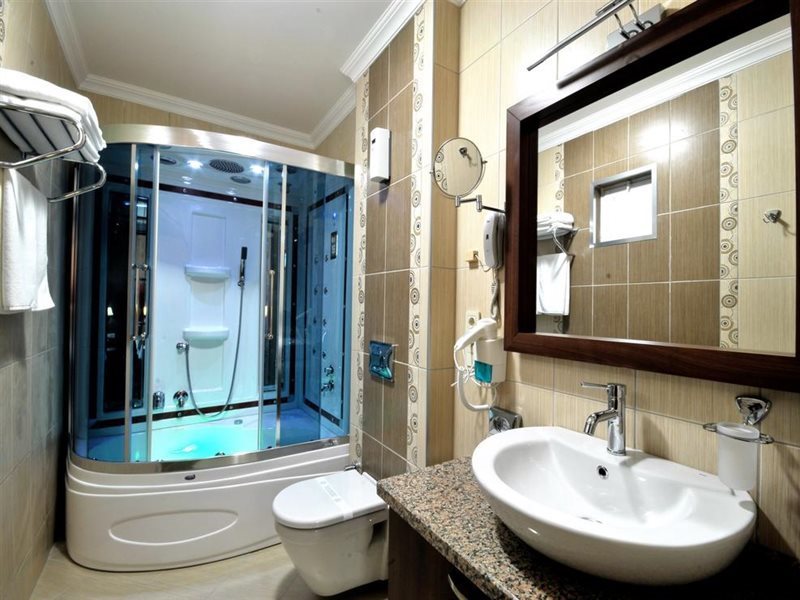 Rhiss Hotels Maltepe fotoğrafı