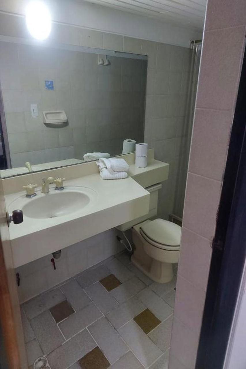 Hotel Mariscal Robledo Cartago