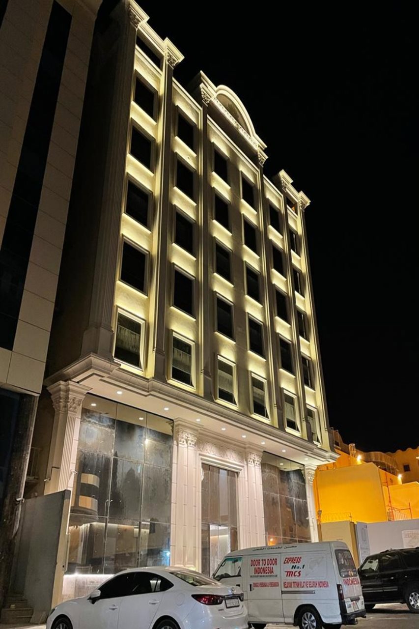 Evaros Hotel