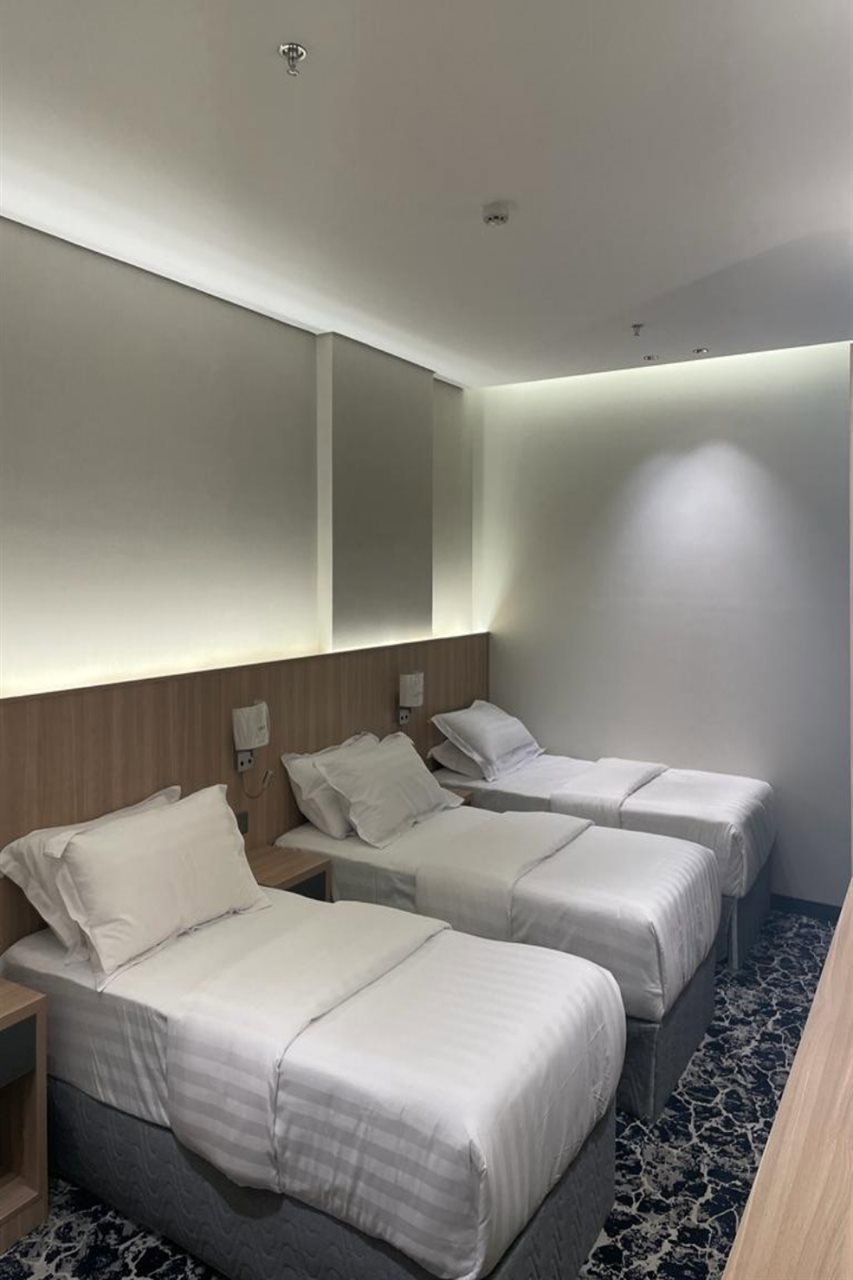 Evaros Hotel