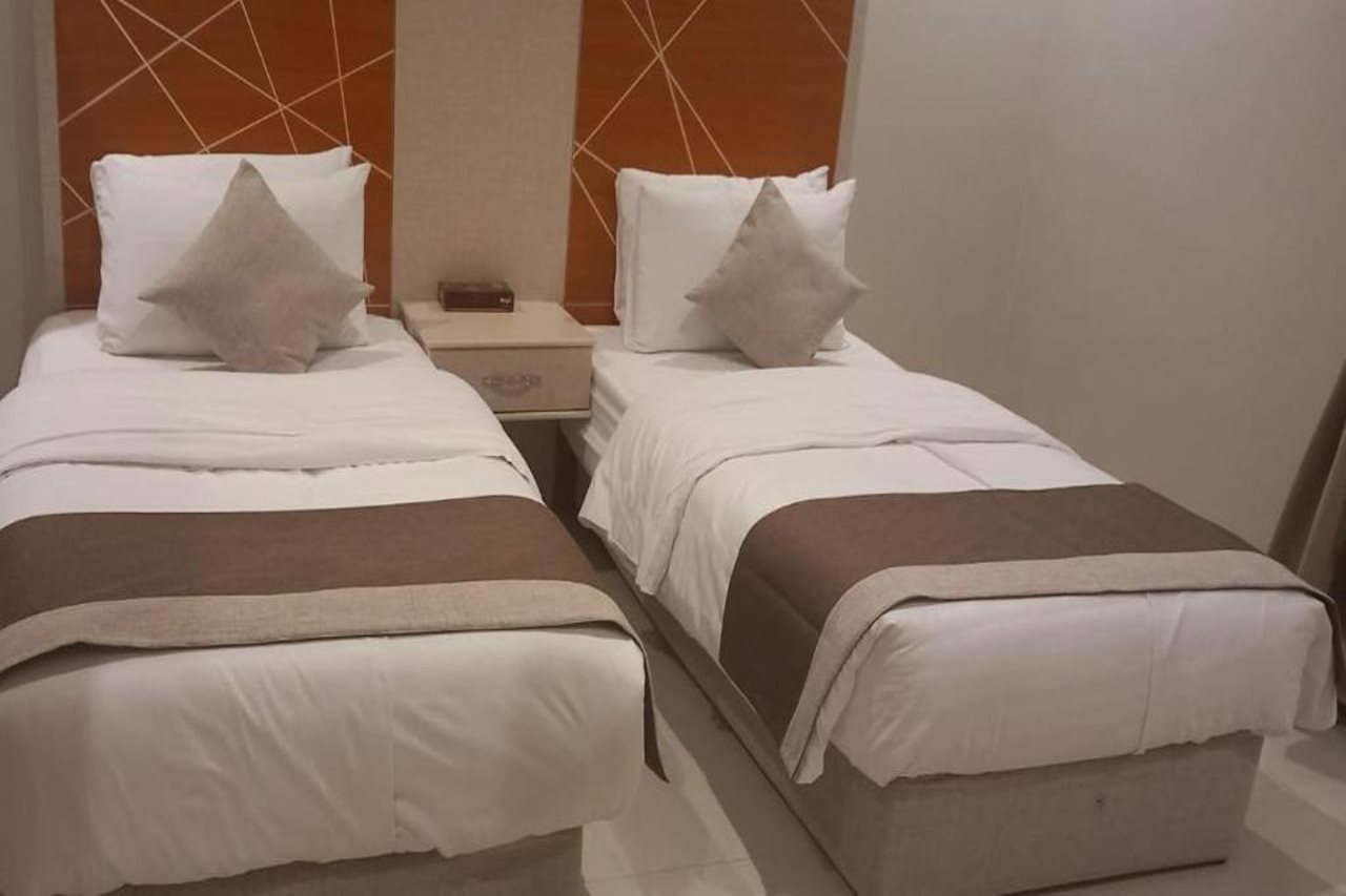 Al Muteb Suites Granada