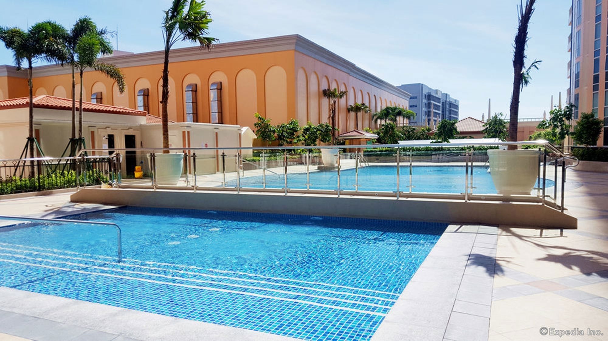 Cozi Modern Luxury Residences
