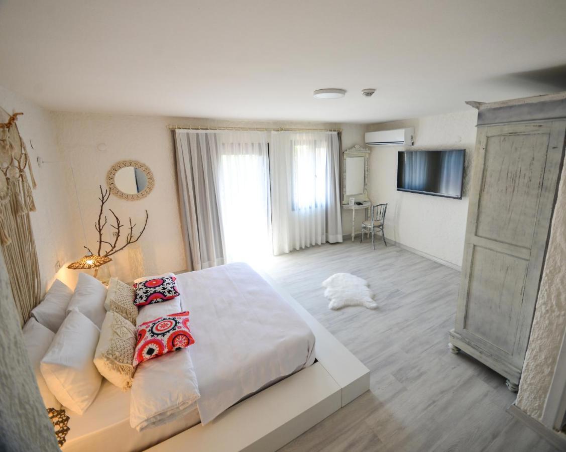 Bedroom Hotel Alaçatı