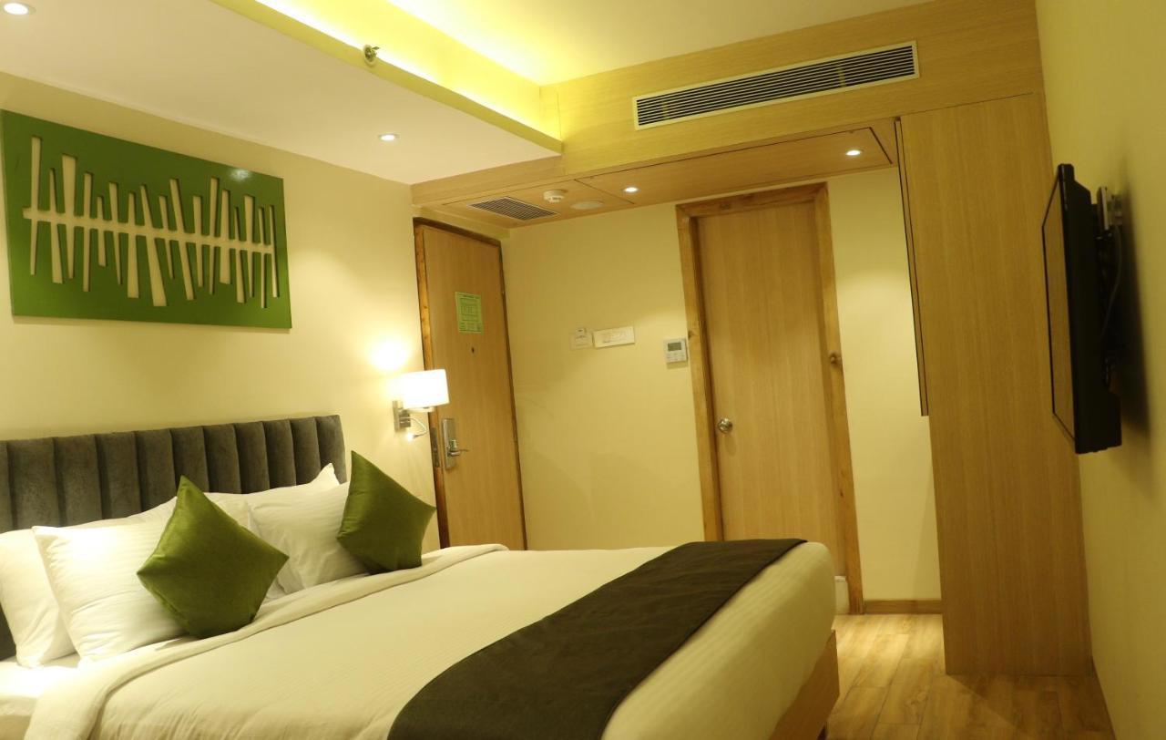 Regenta Central Harsha Vapi