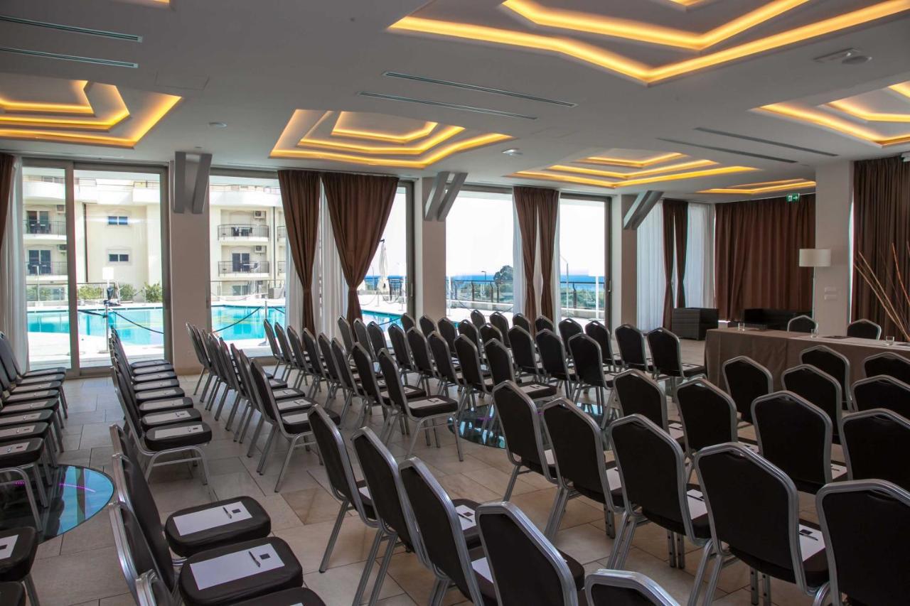 4 Spa Resort Hotel fotoğrafı