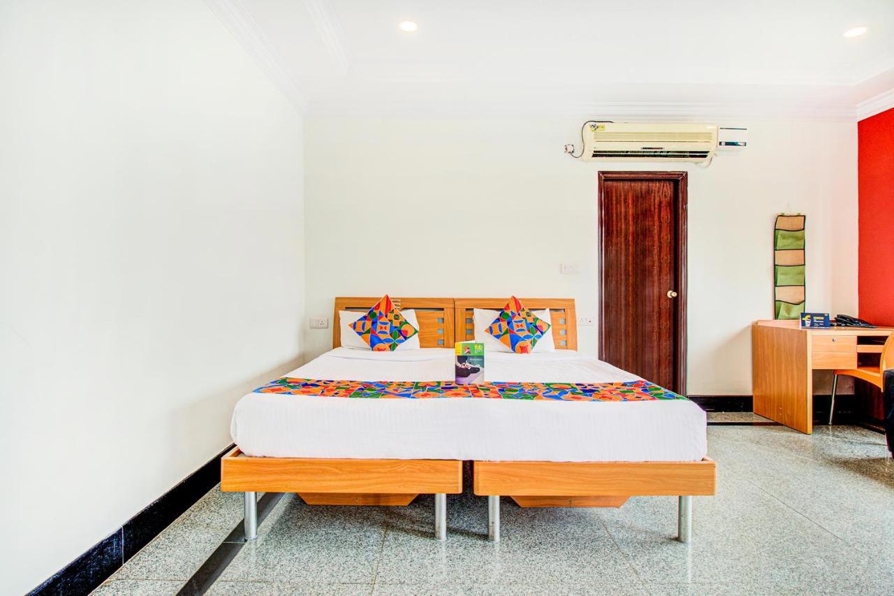 Fabhotel Emara Grand