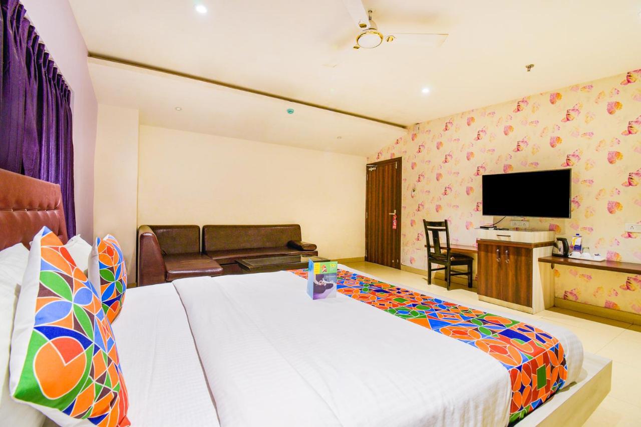 Fabhotel Pentagon Next