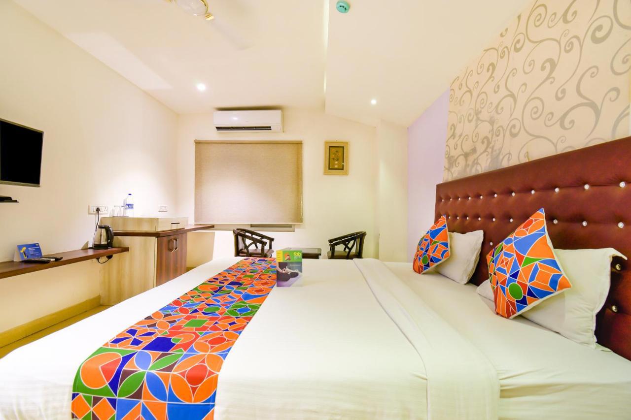 Fabhotel Pentagon Next