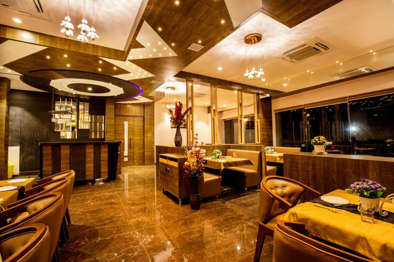 Hotel Prabha Palace