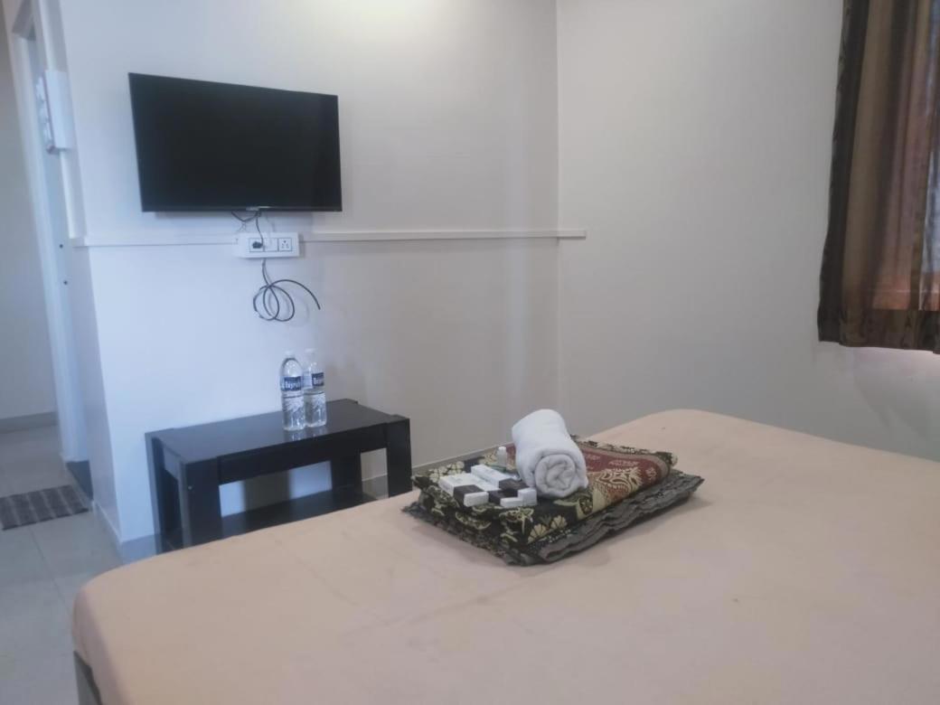 Hotel Prabha Palace