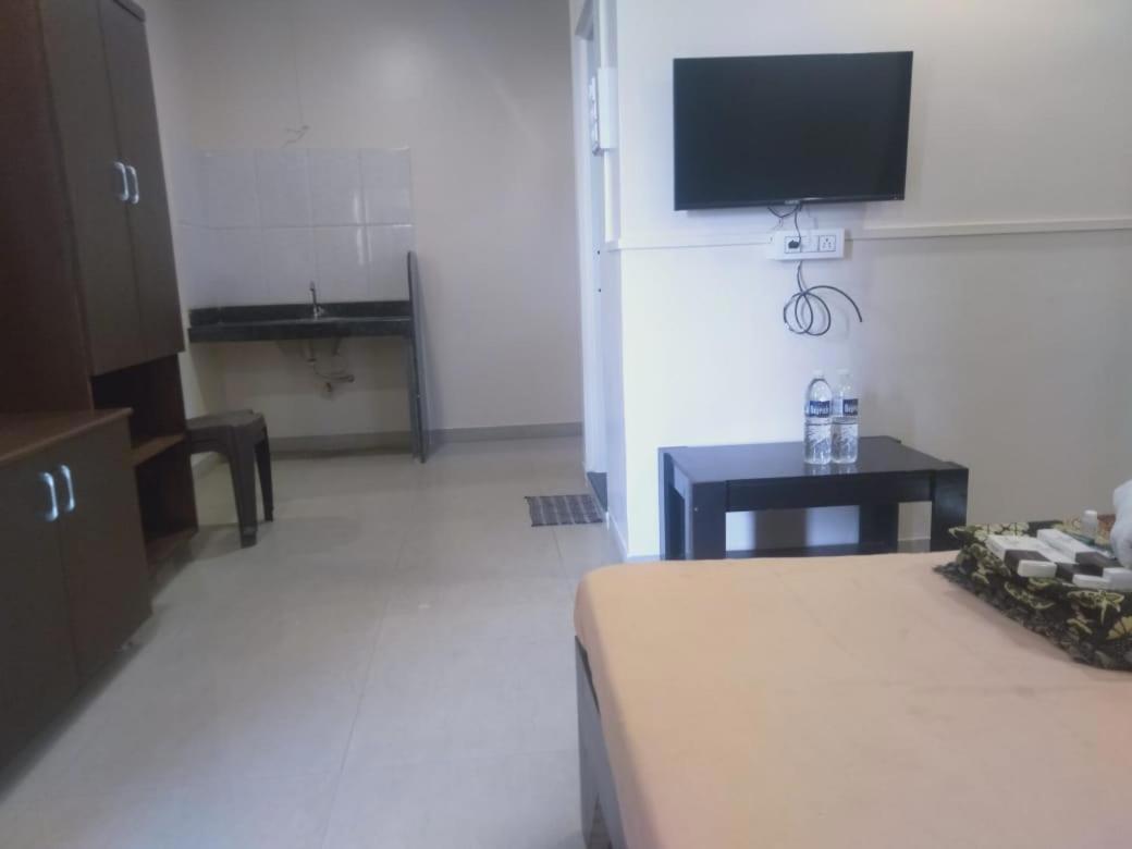 Hotel Prabha Palace
