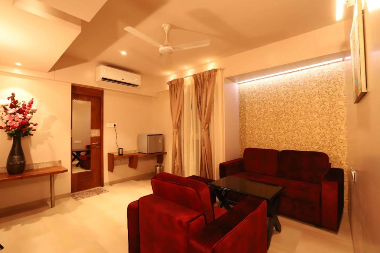 Hotel Prabha Palace