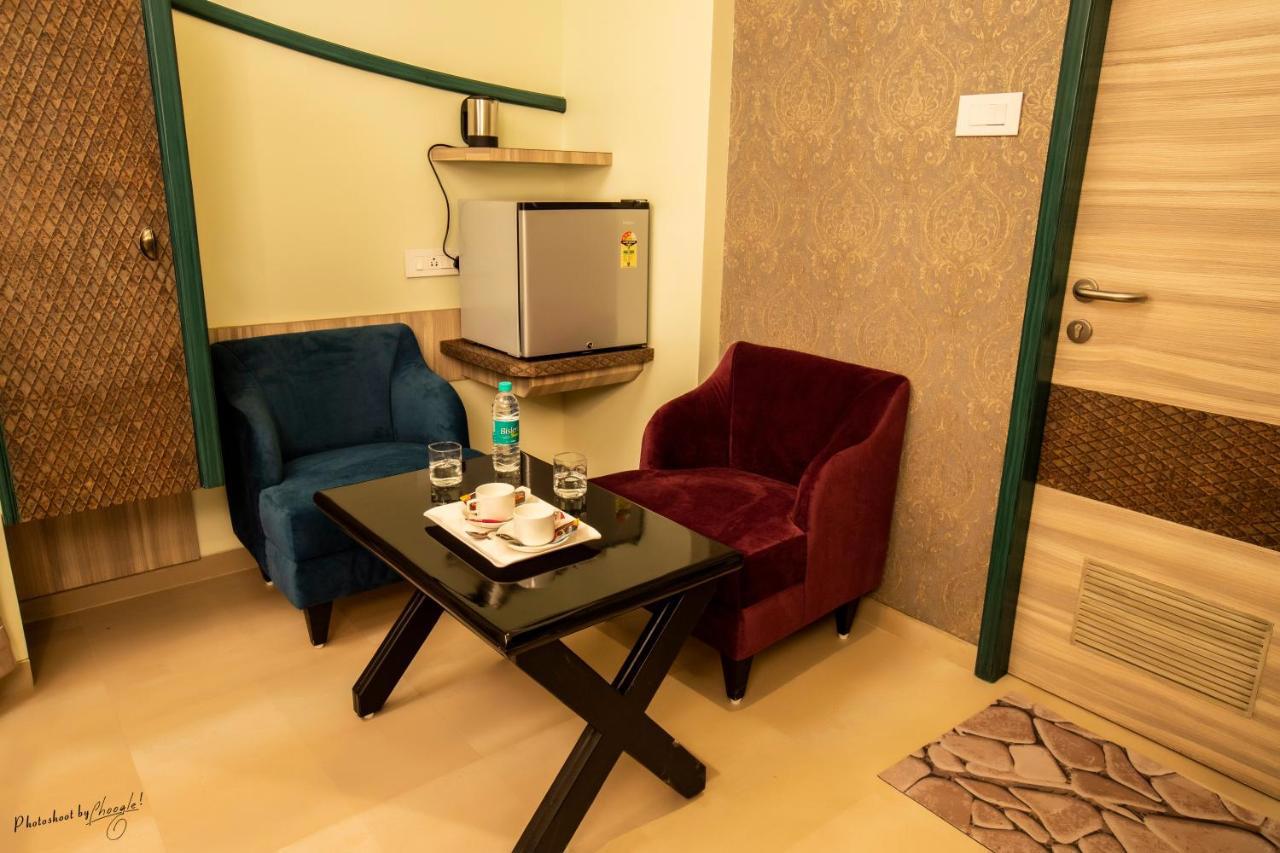 Hotel Prabha Palace