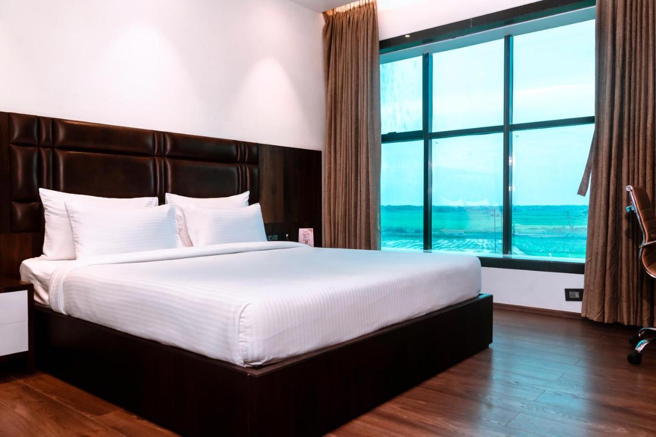 Econest Hotel
