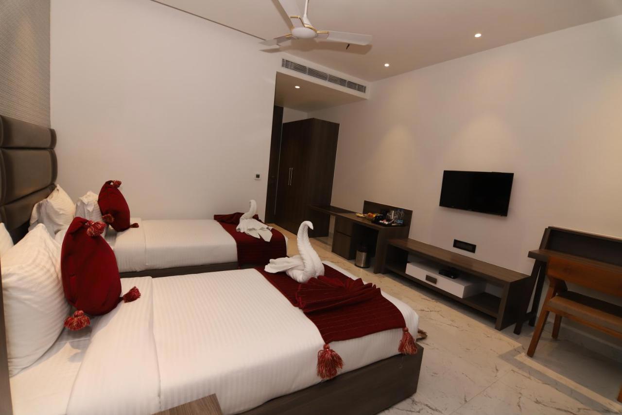 Econest Hotel
