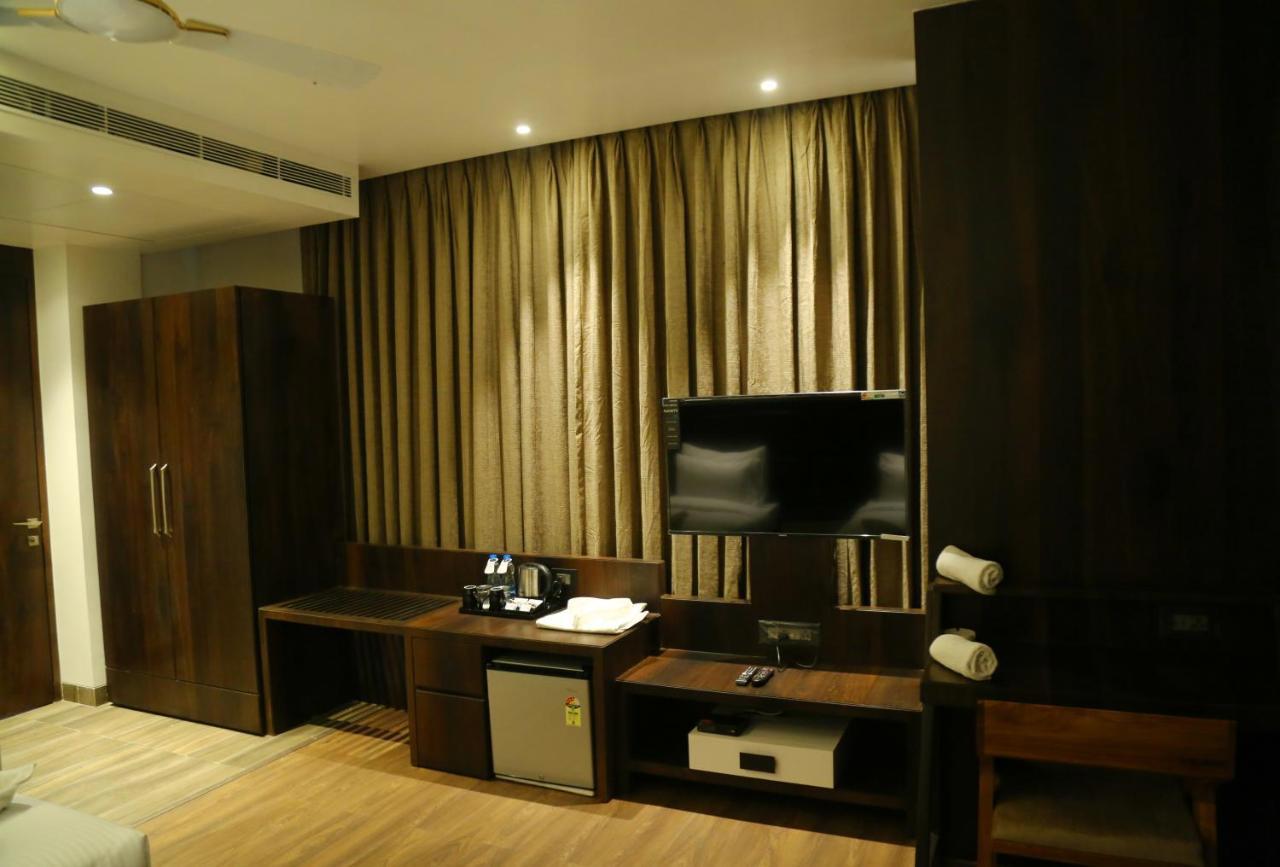 Econest Hotel