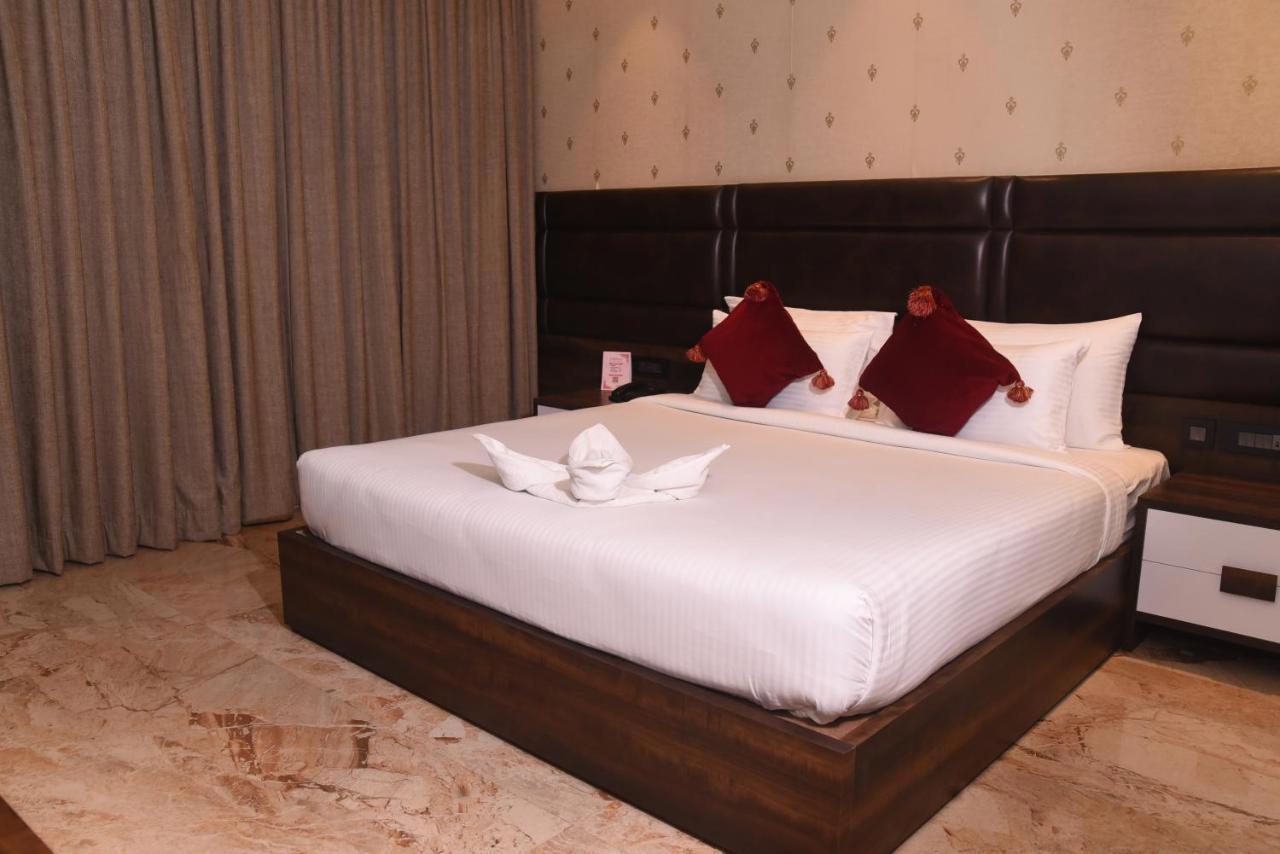 Econest Hotel