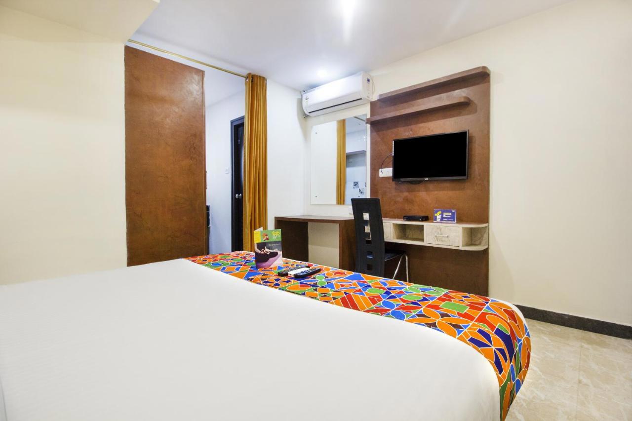 Fabhotel Crown Suites