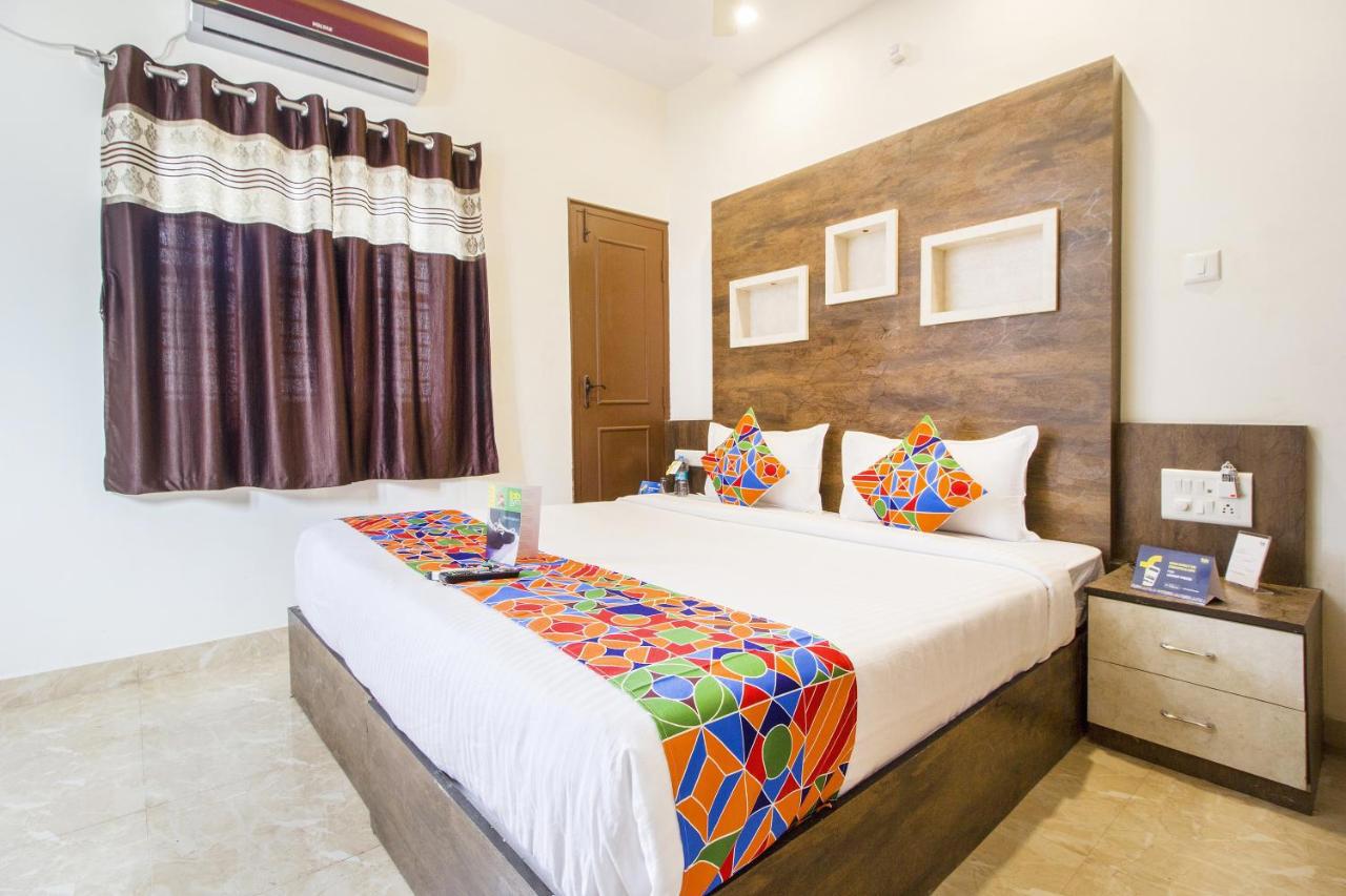 Fabhotel Crown Suites