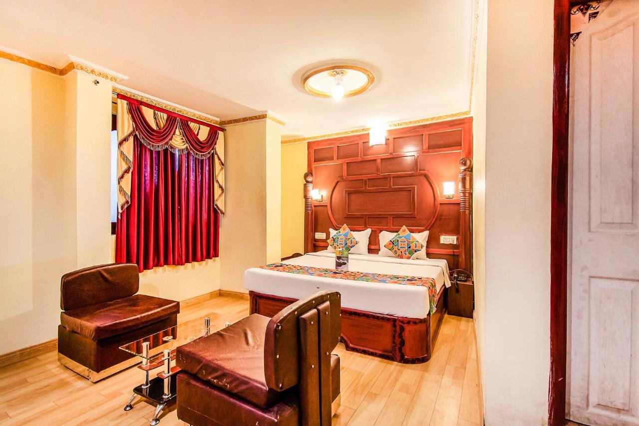 Fabhotel Roshan Residency