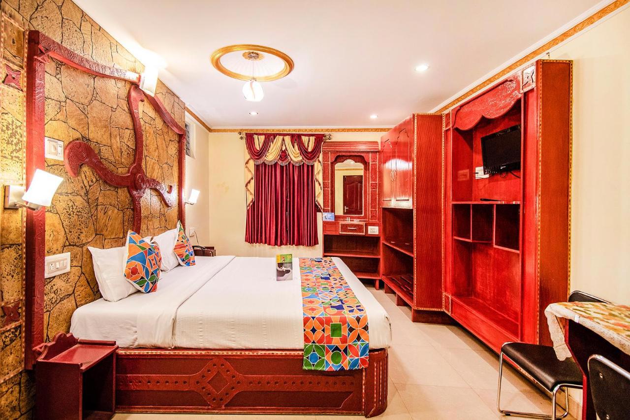 Fabhotel Roshan Residency