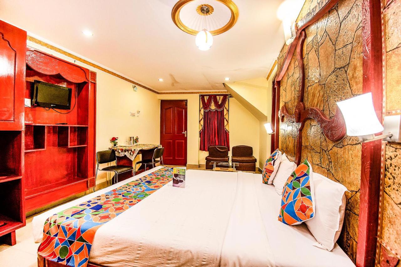 Fabhotel Roshan Residency