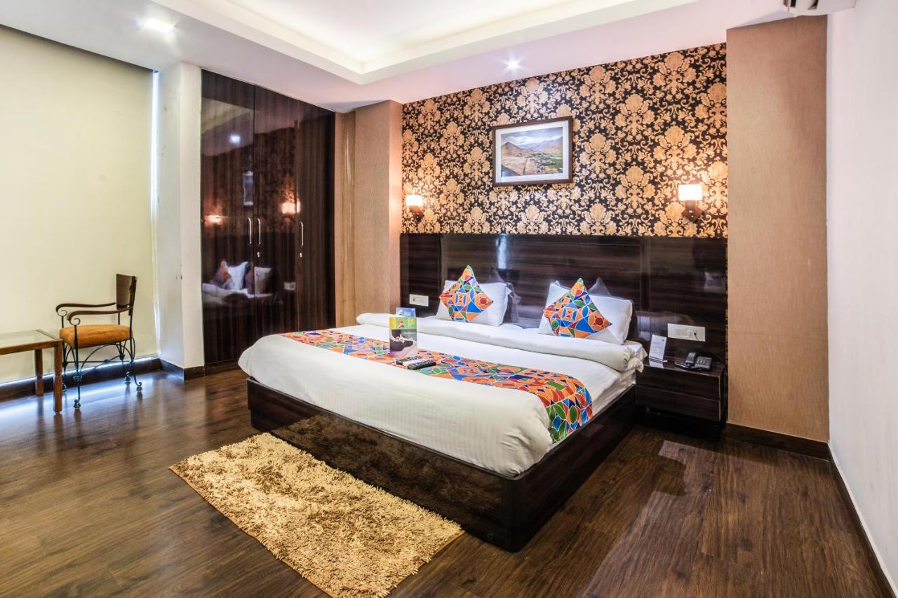 Fabhotel Galaxy