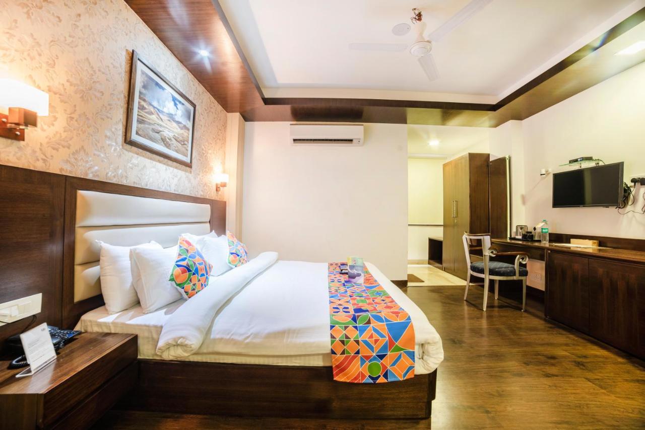 Fabhotel Galaxy