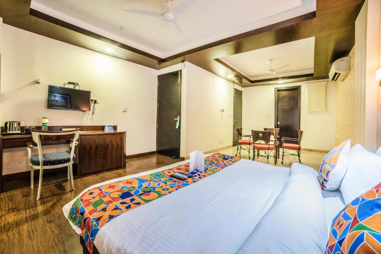 Fabhotel Galaxy