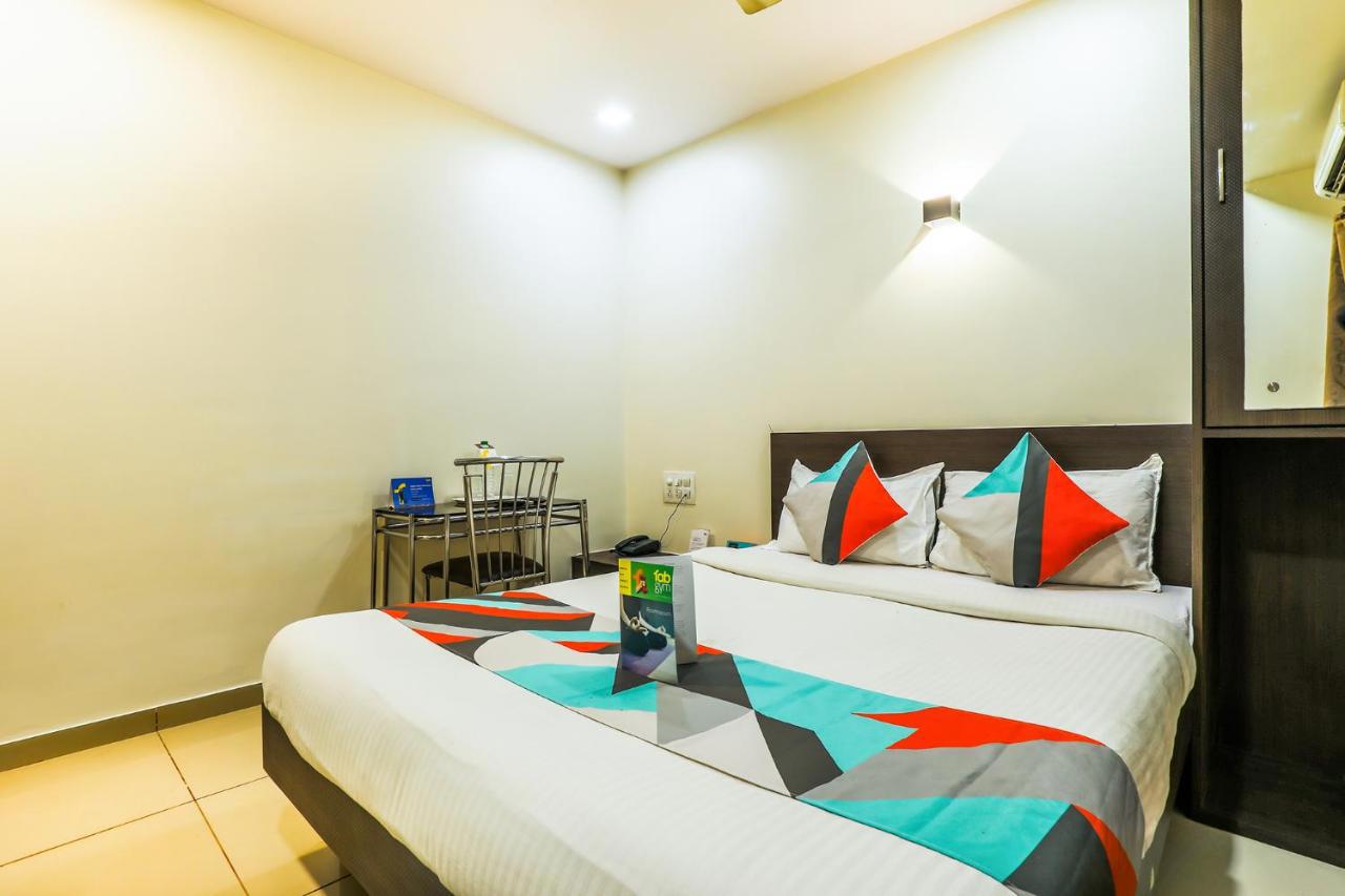 Fabexpress Adore Inn
