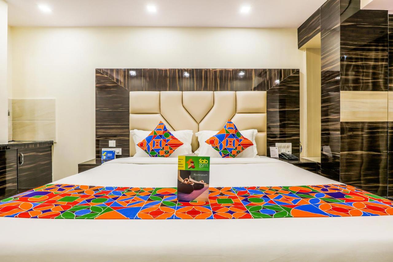 Fabhotel Crown Heights