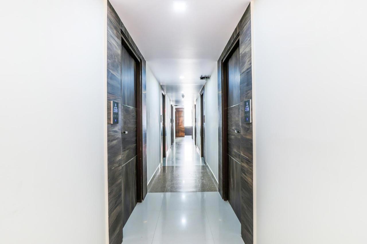 Fabhotel Crown Heights