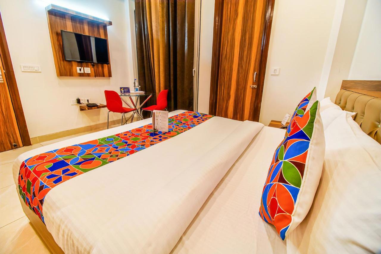 Fabhotel Kiara