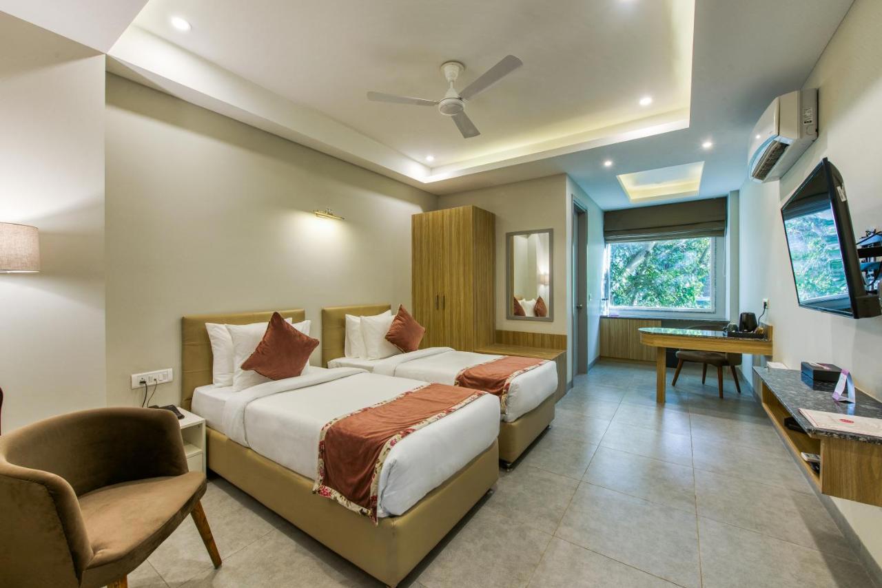 Rosastays Gurugram Sec 31