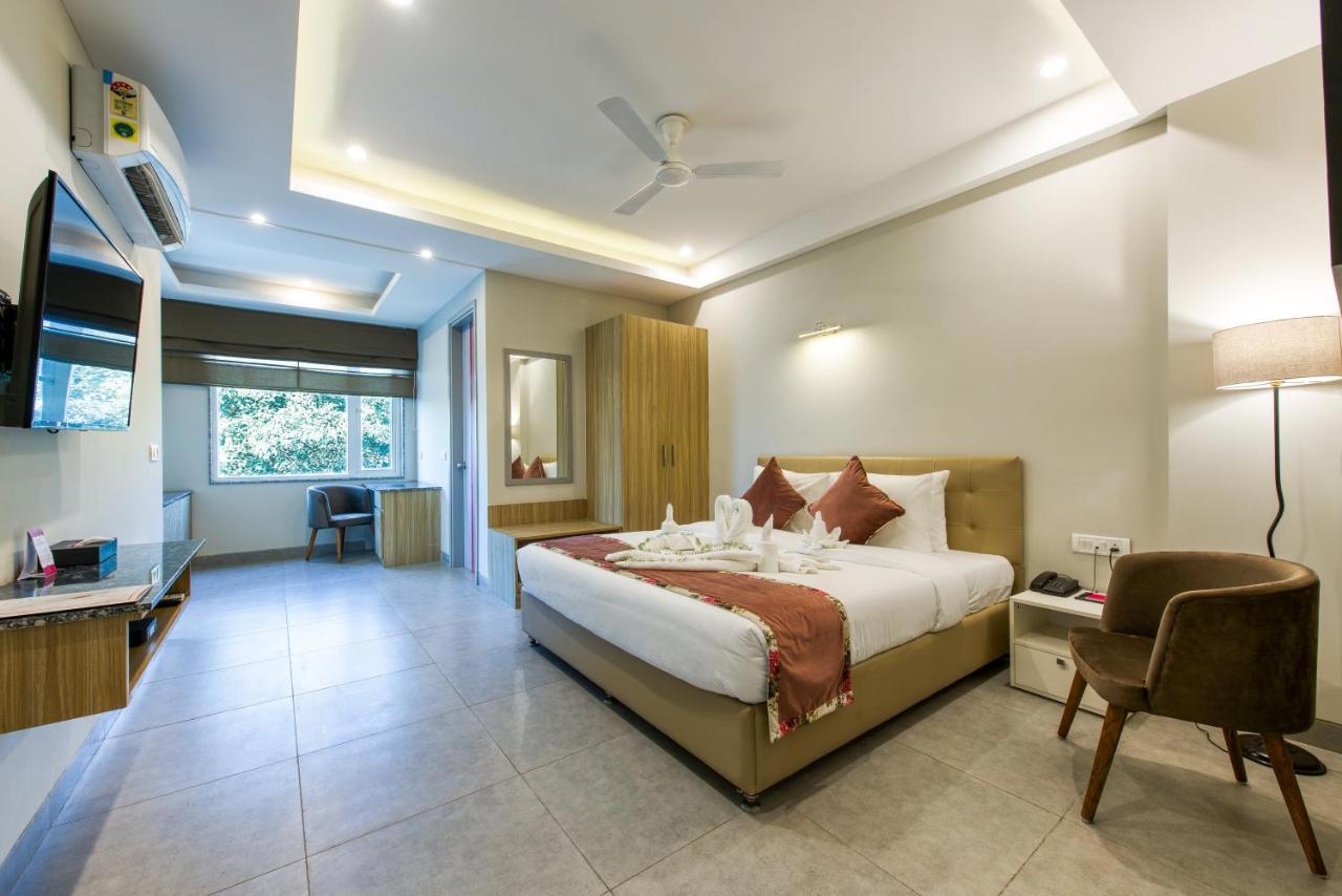 Rosastays Gurugram Sec 31