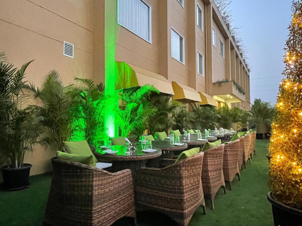 The Lalita Grand