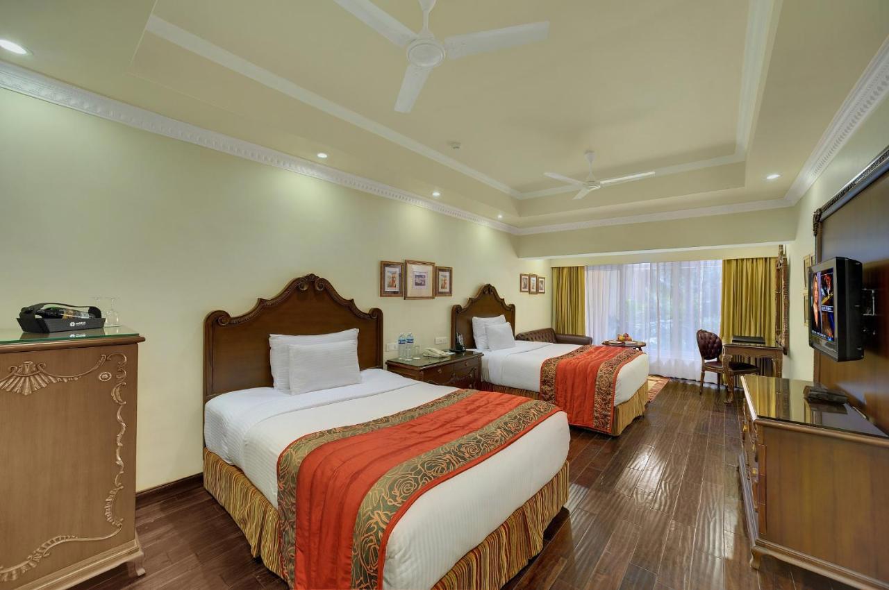 Fenicia Riverside Resort