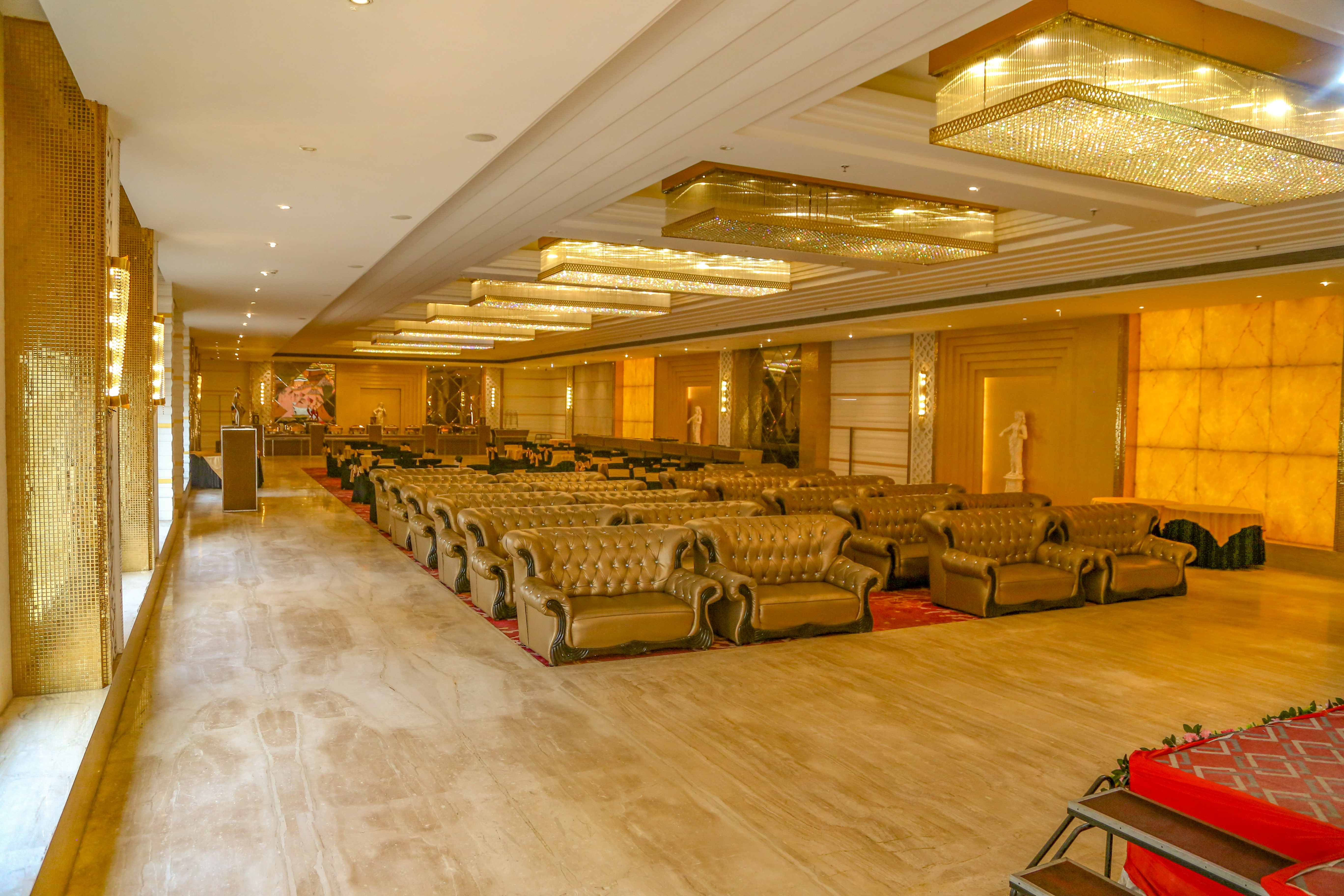 Four Leaf Hotel