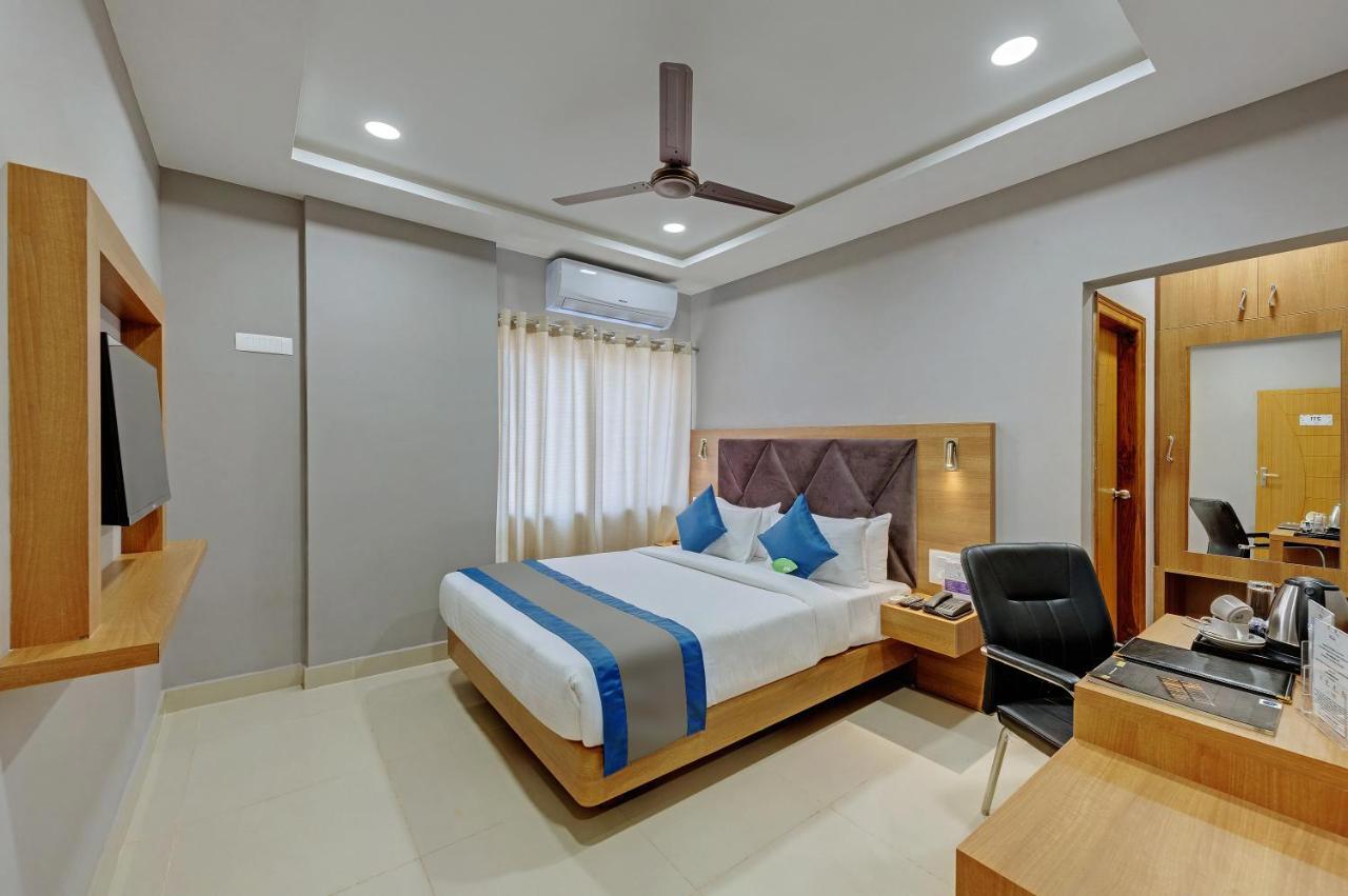 Click Hotel Guwahati