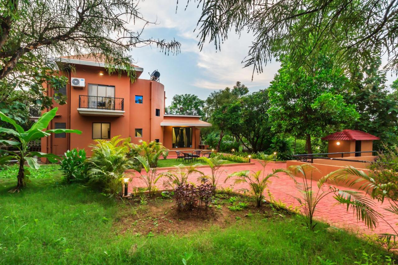 Saffronstays Ekaant, Vikramgad - Party-Perfect Pool Villa With Spacious Lawn
